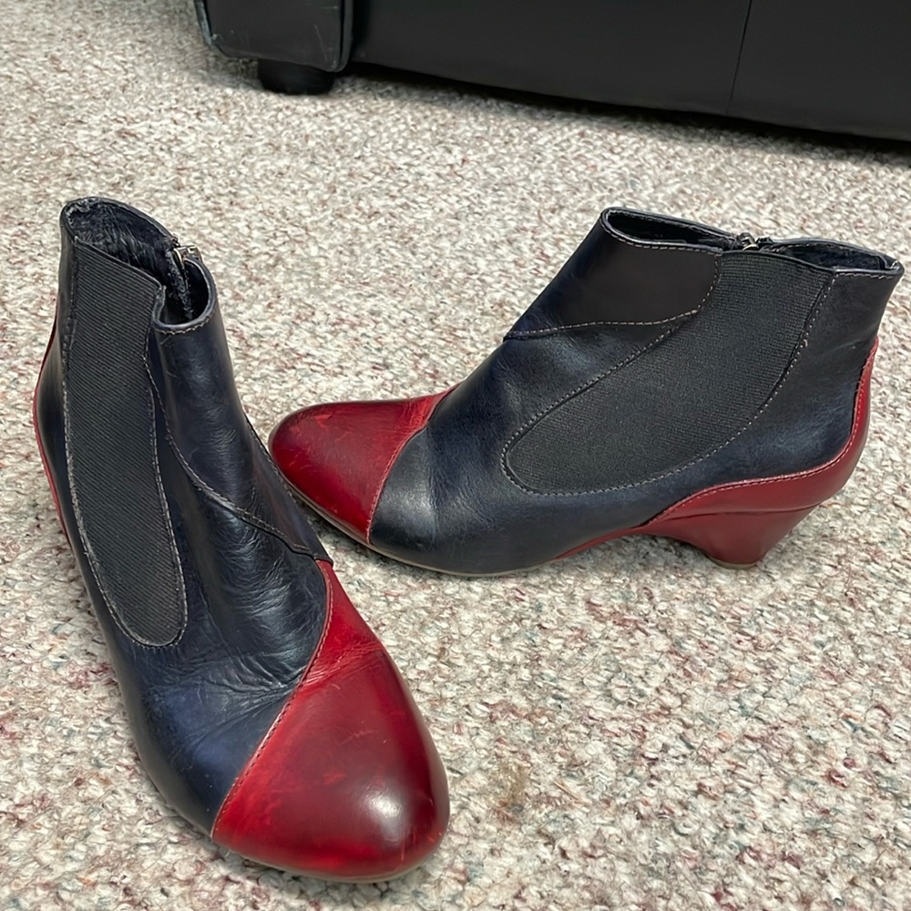 L’ Artiste bourgeois leather fleece lined boots
